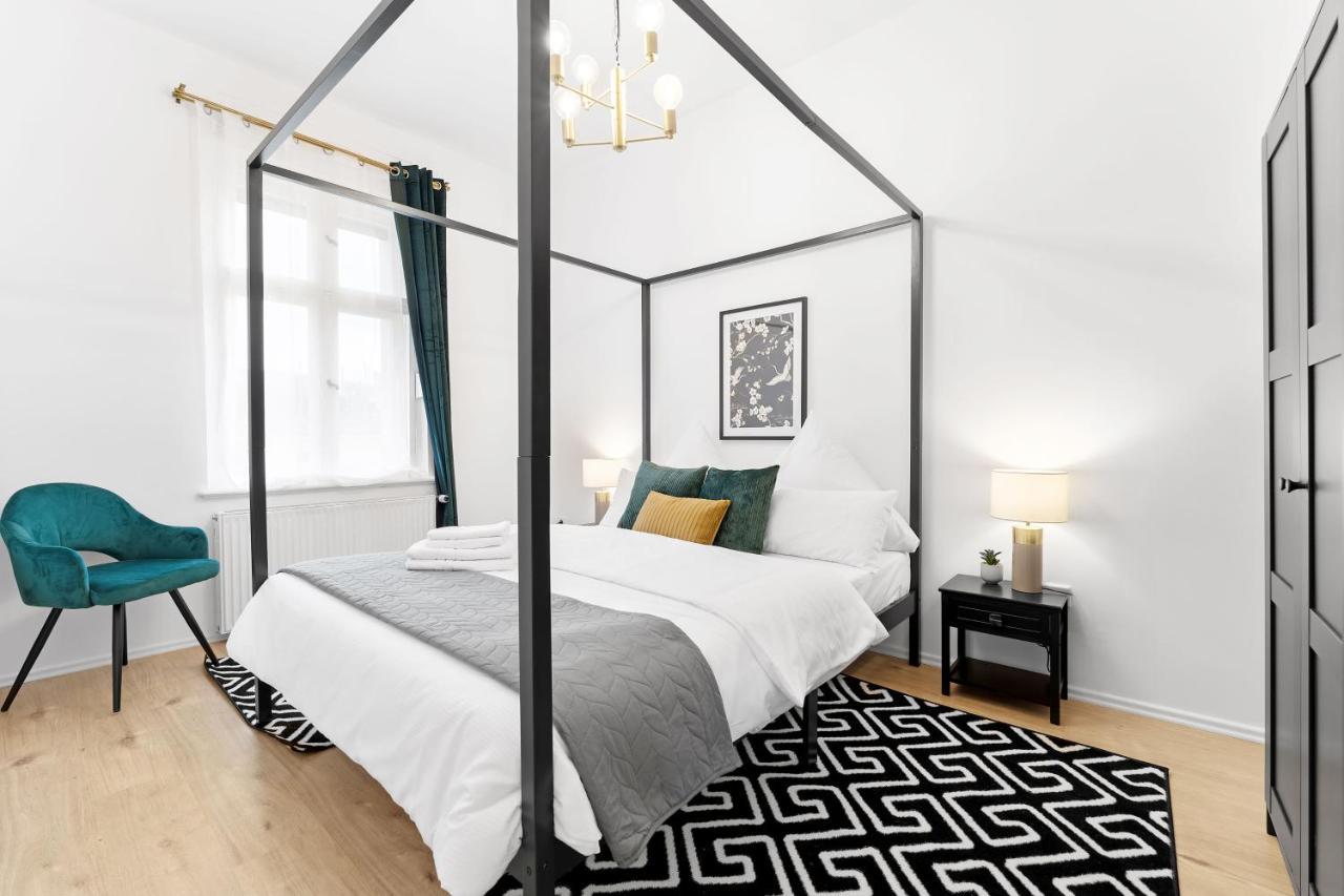 Apartments Direkt Am Staatstheater,Modern,Zentral,Ruhig,2 Zimmer,Netflix,Privatparkplatz Auf Dem Hof Cottbus Exterior foto